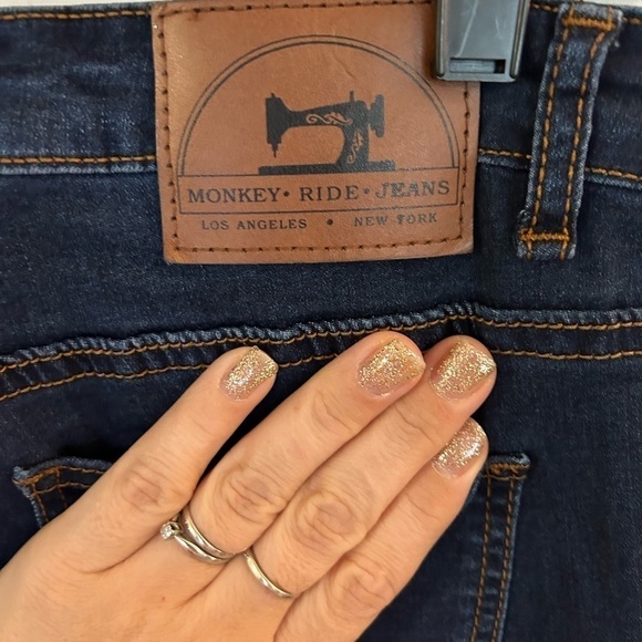 Monkey ride jeans 11/30 dark wash stretchy pants - Picture 4 of 6